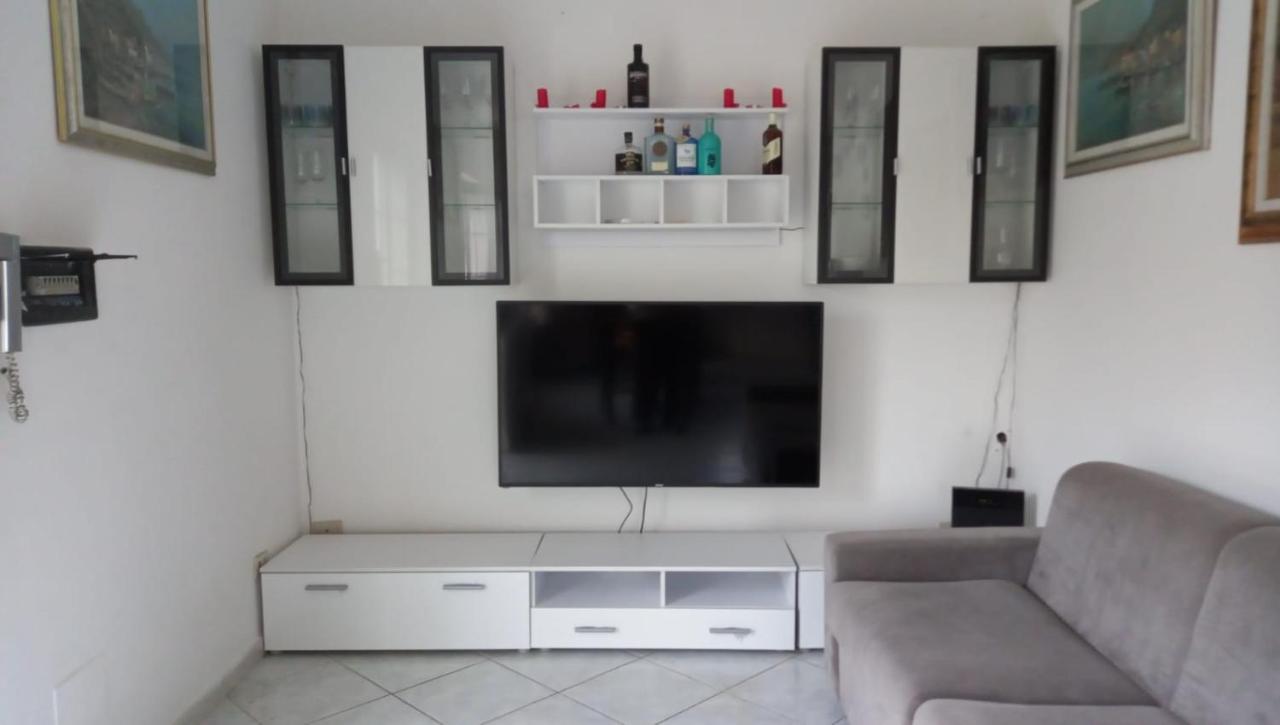 Вилла Casa Ariel Casa Leonardi Экстерьер фото