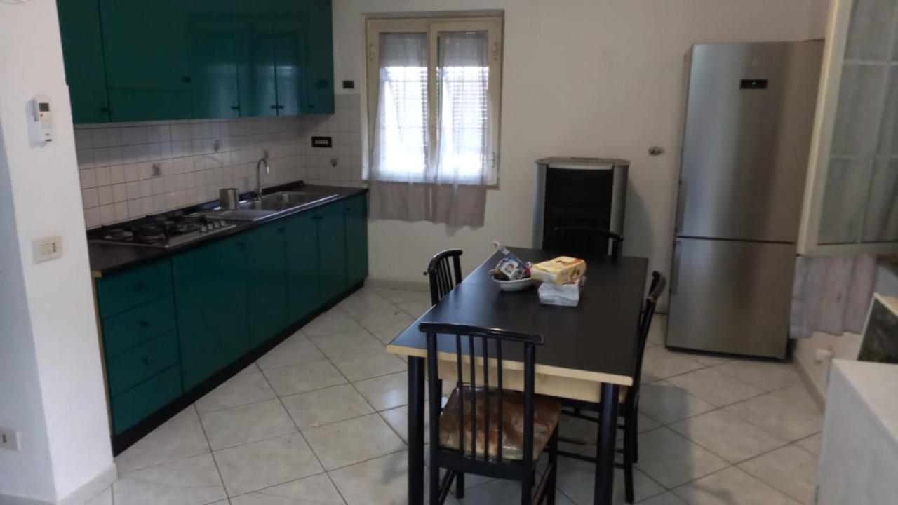 Вилла Casa Ariel Casa Leonardi Экстерьер фото