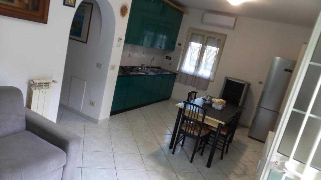 Вилла Casa Ariel Casa Leonardi Экстерьер фото